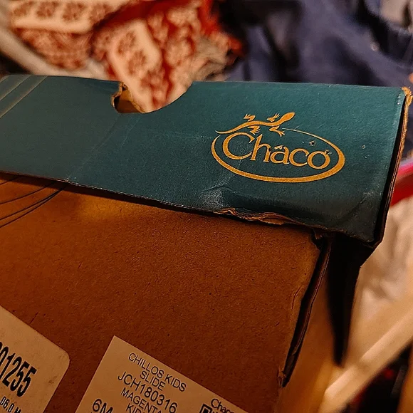 Fits womens 5 1/2- 6 Chaco Chillos Slide Magenta Big Kids/Juniors/womens 6 - Picture 6 of 6